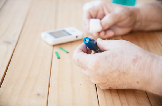 पहले से है डायबिटीज तो खतरनाक हो जाता है कोरोना, ऐसे करें बचाव