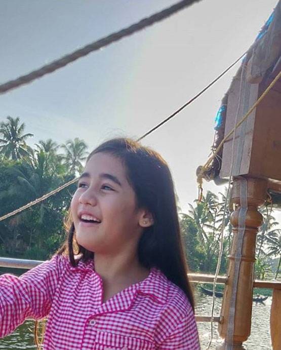 लॉकडाउन: ऑनलाइन पढ़ाई कर रहीं कुल्फी कुमार फेम आकृति, बताया पूरा शेड्यूल