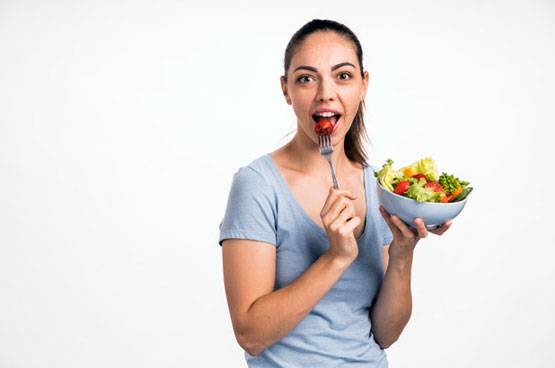 कोरोना वायरस से लड़ाई में ये 3 चीजें बनेंगी आपका सुरक्षा कवच