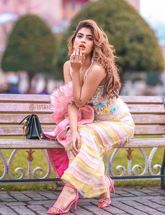 ये है मोहब्बतें फेम एक्ट्रेस ने दिखाए आर्मपिट हेयर्स, बोलीं- फर्क नहीं पड़ता