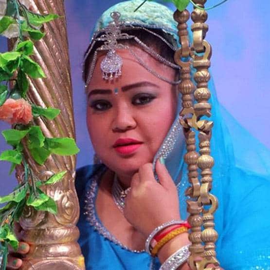 भारती की थ्रोबैक फोटोज, चूड़ा-मंगलसूत्र में दिखा ट्रैडिशनल लुक