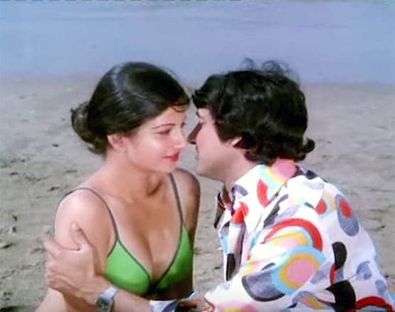 कभी बिकिनी पहन बटोरी थी सुर्खियां, इंडस्ट्री से गायब महाभारत की कुंती