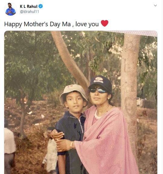 मदर्स डे: कोहली हुए इमोशनल, सचिन ने 'आई' के लिए लिखा ये मैसेज