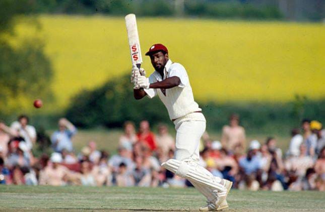 अकरम ने रिचर्ड्स से लिया था पंगा, बल्ला लेकर मारने पहुंचा बल्लेबाज