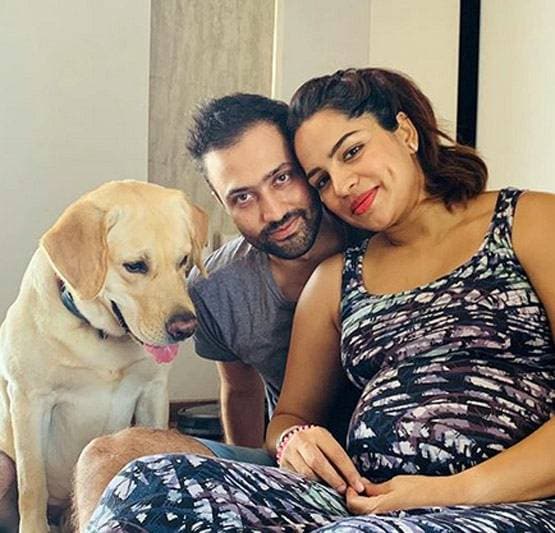 बेबी बंप बढ़ने से एक्ट्रेस को फिट नहीं हो रहे कपड़े, डिलीवरी का इंतजार