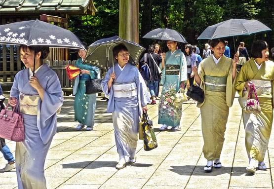 ना लॉकडाउन, ना की ज्यादा टेस्टिंग, फिर भी कोरोना से कैसे जीत गया जापान?