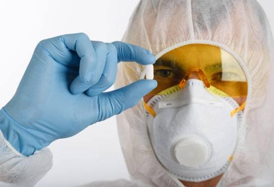 कोरोना: सबसे असरदार और सस्ती दवा को लेकर भारत पर टिकीं दुनिया की उम्मीदें