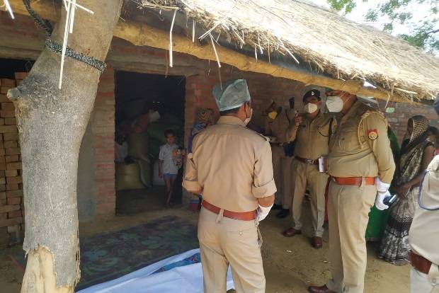 दादी ने गिलास धोकर रखने को कहा तो पोते ने पीटकर कर दी हत्या