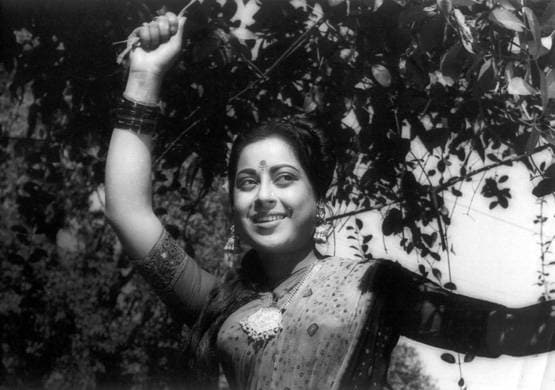 पर्दे पर संतोषी मां के रोल से मशहूर हुईं ये एक्ट्रेस, ताउम्र रहा इस बात का गम