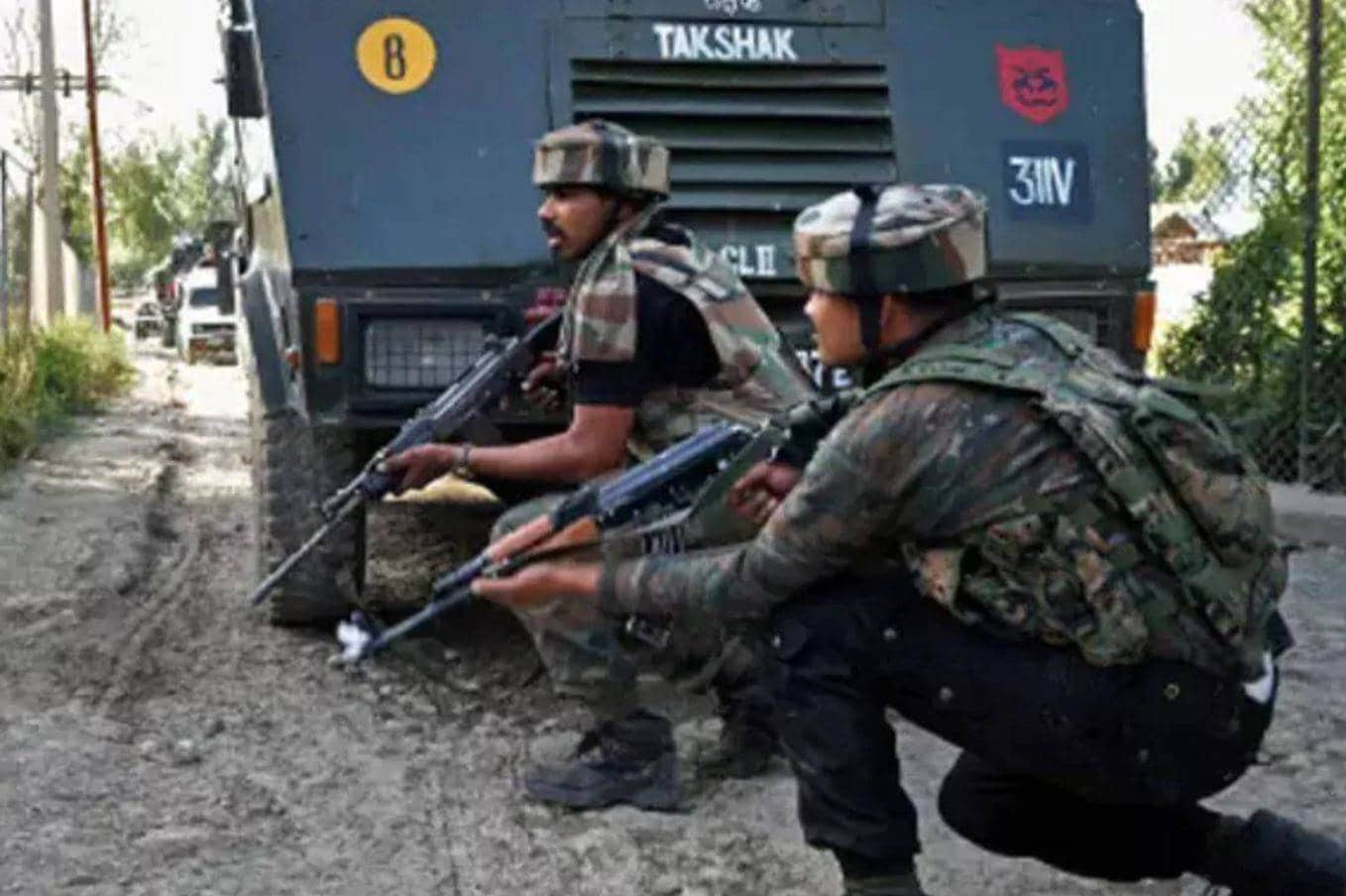 कैसे एक टीचर से हिज्बुल का टॉप कमांडर बन गया आतंकी रियाज नायकू