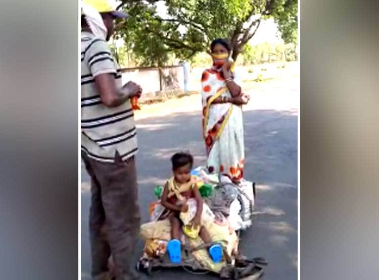 बेटी के लिए बनाई बाल बियरिंग की हाथ गाड़ी, 800 किमी खींचकर पैदल चला मजदूर
