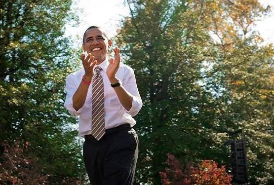 ट्रंप पर फिर बरसे ओबामा, बोले- उन्हें पता नहीं वो क्या कर रहे हैं