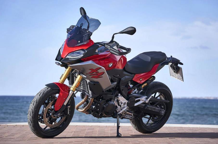 BMW की ये दो दमदार बाइक्स लॉन्च, कीमत लग्जरी कार से भी अधिक