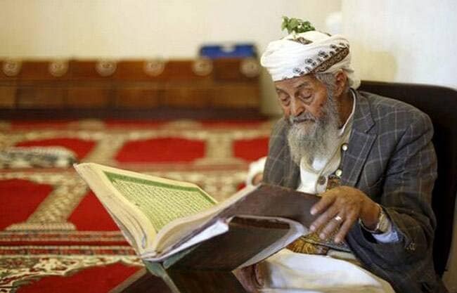 मुस्लिम विरोधी पोस्ट को लेकर अब कनाडा में भारतीय ने गंवाई नौकरी!