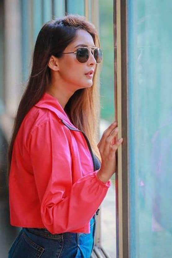 डिप्रेशन में चाहत खन्ना, बोलीं- वीडियो कॉल के जरिए काउंसलर से संपर्क में