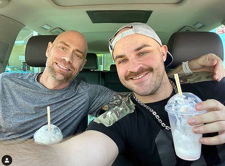 कोरोना वायरस का असर, सूख कर कांटा हो गया बॉडी बिल्डर, Photos