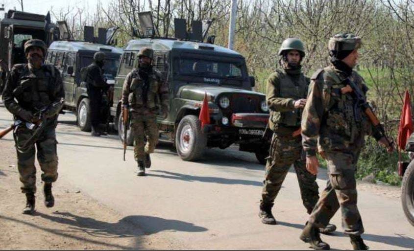 J&K: हंदवाड़ा में CRPF पर फिर हमला, महज 48 घंटे में शहीद हो गए 8 वीर जवान