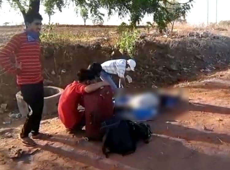 खाने के बाद हुईं उल्टियां और तोड़ दिया दम, मुंबई से पैदल जा रहे थे गोंडा