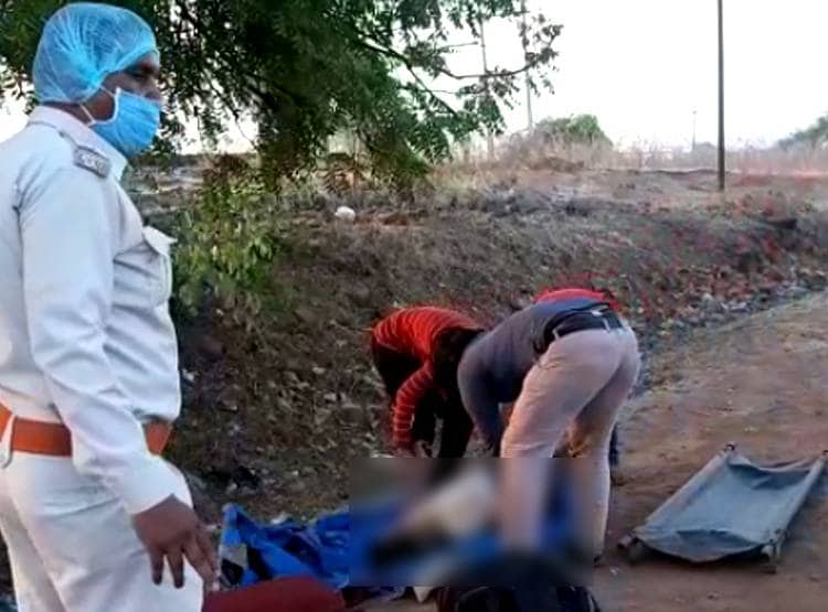 खाने के बाद हुईं उल्टियां और तोड़ दिया दम, मुंबई से पैदल जा रहे थे गोंडा