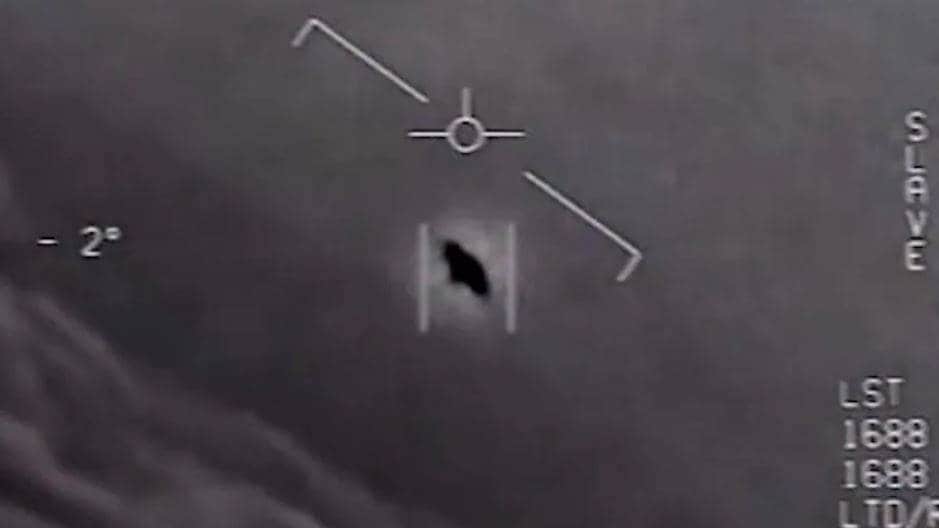 अज्ञात UFO वीडियो के बाद अमेरिका के आसमान में दिखा अजीब नजारा