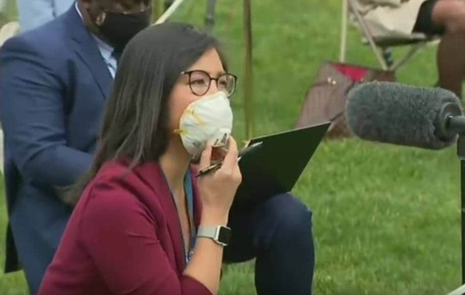 महिला रिपोर्टर ने पूछा ऐसा सवाल, भड़के ट्रंप छोड़ गए प्रेस कॉन्फ्रेंस