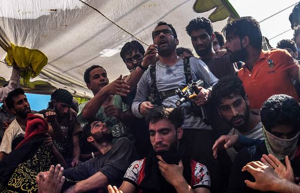 कैसे एक टीचर से हिज्बुल का टॉप कमांडर बन गया आतंकी रियाज नायकू