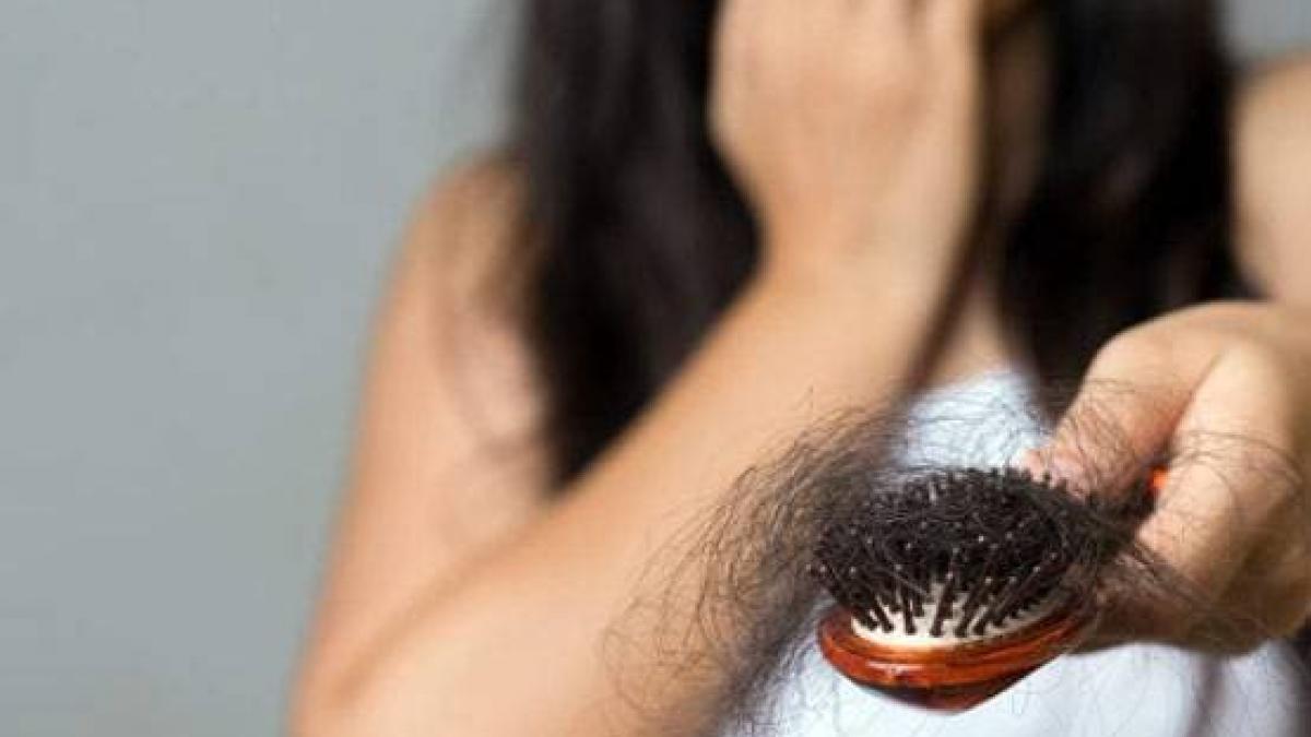 Home Remedies for Hair Fall (बालों का झड़ना)