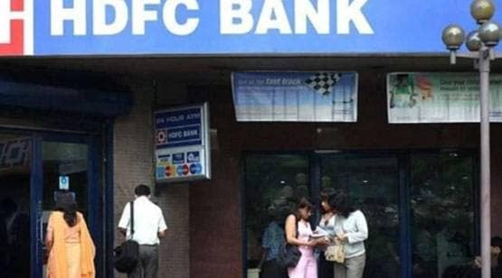 रिलायंस में निवेश के लिए बैंकों में होड़, NCD में लगाए 10000 करोड़