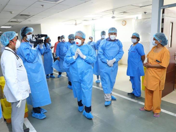 एक्सपर्ट का दावा- सालभर से पहले भारत में वैक्सीन बनने की संभावना कम