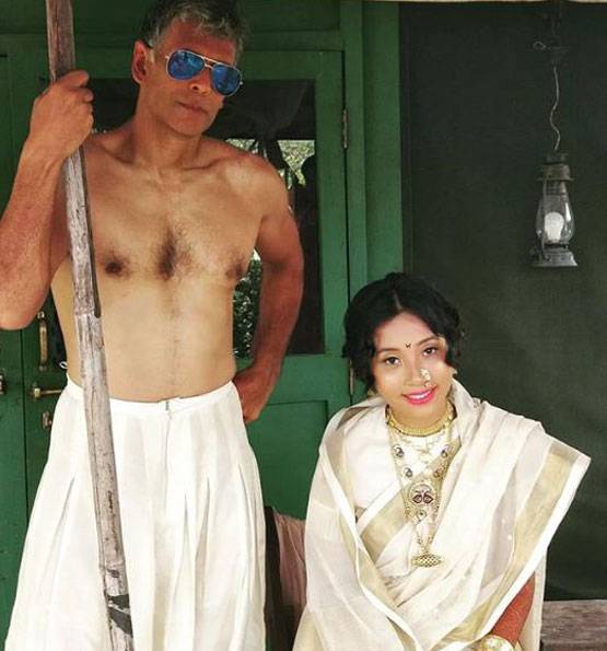 जब आधी रात पत्नी संग घूमने निकले थे मिलिंद, फोटोज शेयर कर याद किए पुराने दिन