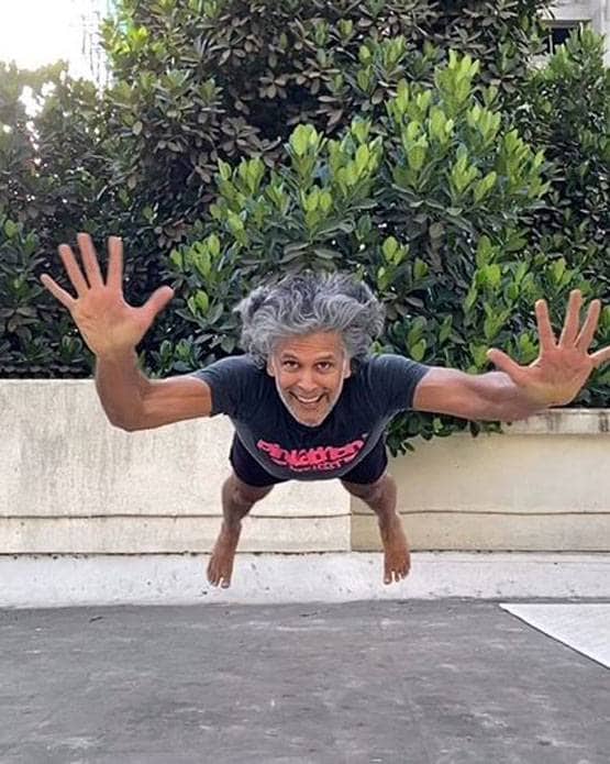 योग से लेकर रनिंग तक, लॉकडाउन में क्या है स्टार्स का फिटनेस फंडा