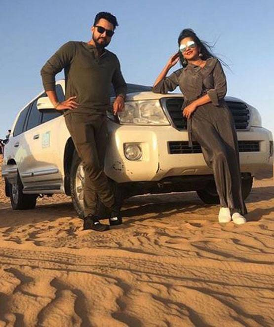 मोनालिसा ने शेयर की दुबई टूर की थ्रोबैक फोटोज, लिखा- हैलो वेकेशन, जल्दी वापस आओ