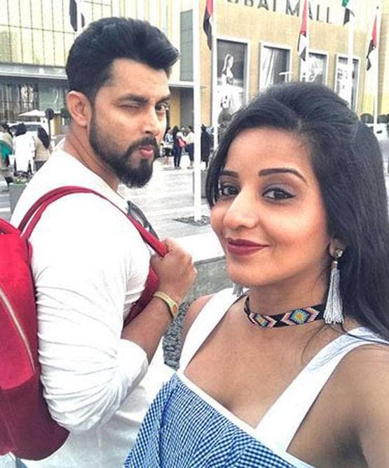 मोनालिसा ने शेयर की दुबई टूर की थ्रोबैक फोटोज, लिखा- हैलो वेकेशन, जल्दी वापस आओ