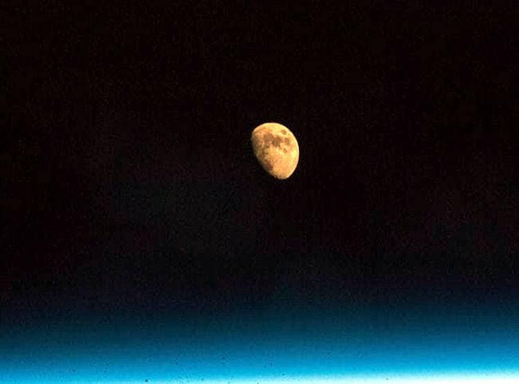 900 साल पहले महीनों तक गायब था चांद, अब पता चला गुमशुदगी का कारण