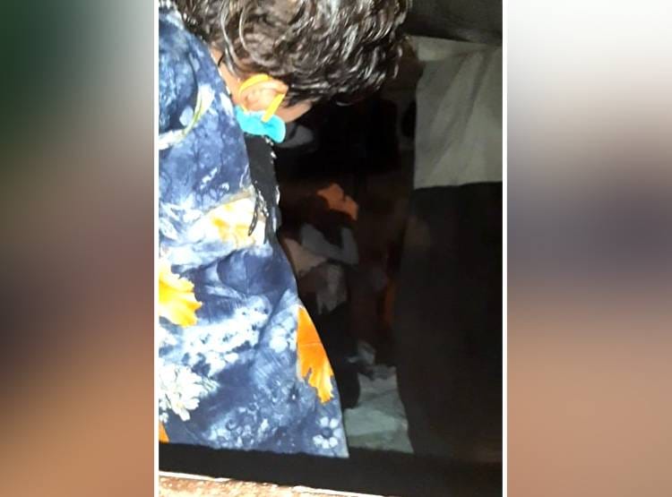 ट्रक में बुरी तरह से भरे हुए थे मजदूर, यूपी जाते वक्त पुलिस ने पकड़ा