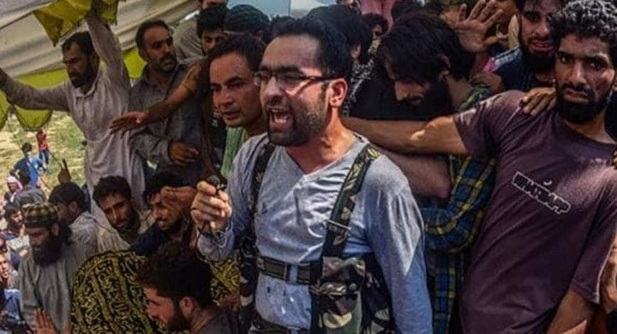 कैसे एक टीचर से हिज्बुल का टॉप कमांडर बन गया आतंकी रियाज नायकू