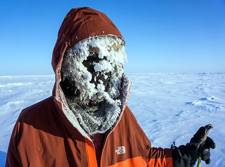 अपनी जगह से खिसकता जा रहा है 'North Pole', कनाडा से साइबेरिया पहुंचा