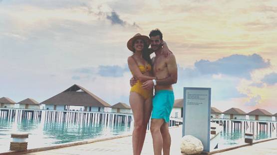 खत्म नहीं हो रहा इस कपल का हनीमून