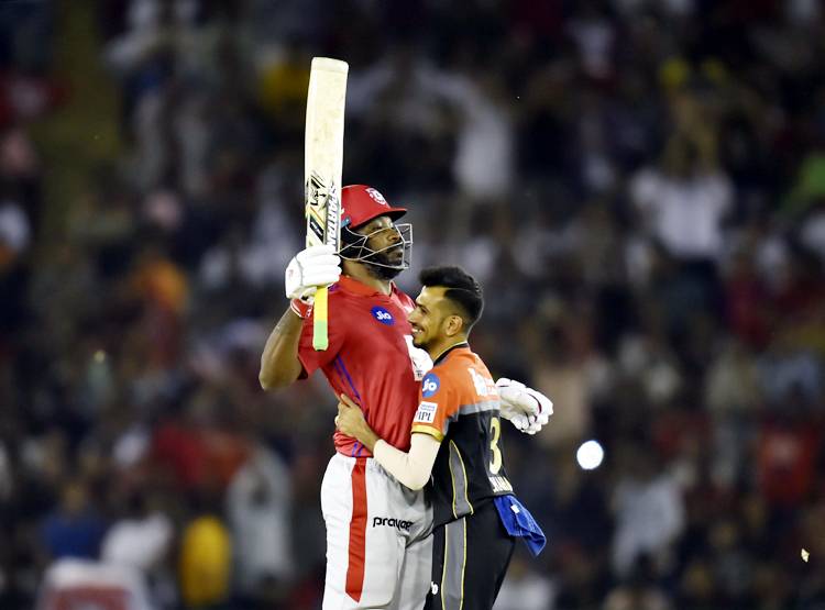 क्रिकेट फैंस के लिए खुशखबरी, इस महीने में IPL करा सकता है BCCI