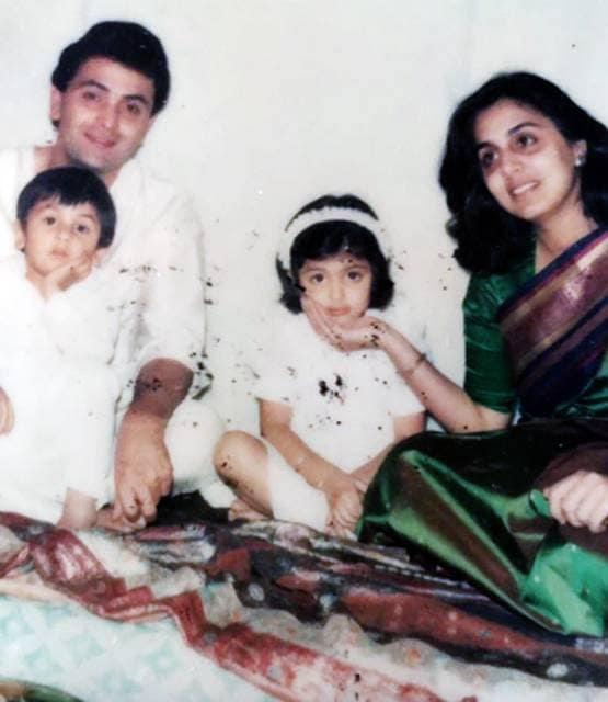 ऋषि कपूर के निधन को हुआ एक महीना, बेटी-दामाद ने शेयर की फोटोज