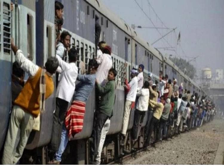 12 मई से चलेंगी ट्रेनें, कन्फर्म टिकट पर ही एंट्री, सफर के ये नियम