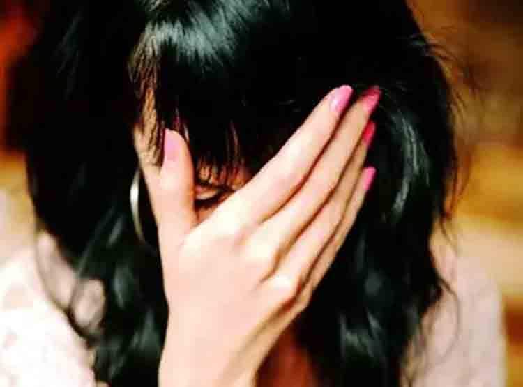 बर्थडे पार्टी में नर्स को नशा देकर रेप, वीडियो बनाकर सोशल मीडिया पर डाला