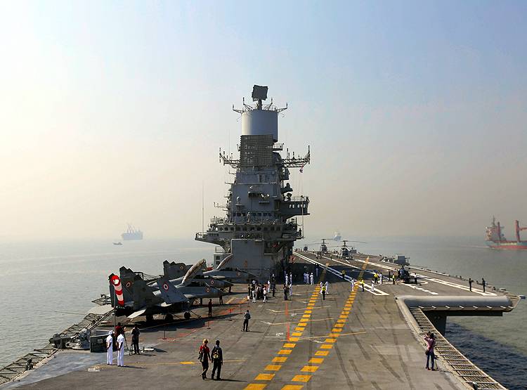 बॉर्डर-हवा-समंदर में कड़ी टक्कर, जानिए क्या है भारत और चीन की सैन्य क्षमता