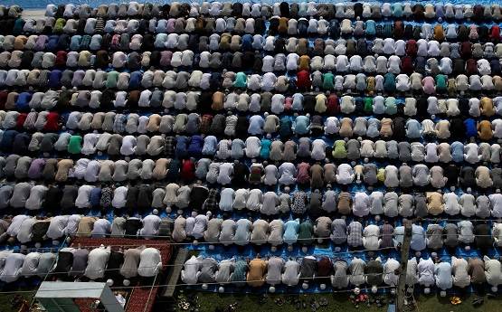 मस्जिदों में नहीं दिखे लोग, वीरान रहे बाजार, लॉकडाउन में भारत की ईद रही सूनी