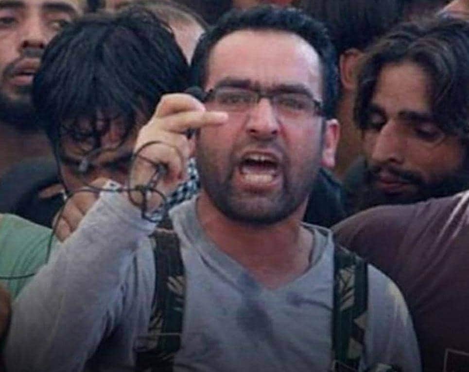 कैसे एक टीचर से हिज्बुल का टॉप कमांडर बन गया आतंकी रियाज नायकू