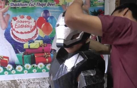 कबाड़ से किया जुगाड़, इस युवक ने बना दिया आयरन मैन का सूट