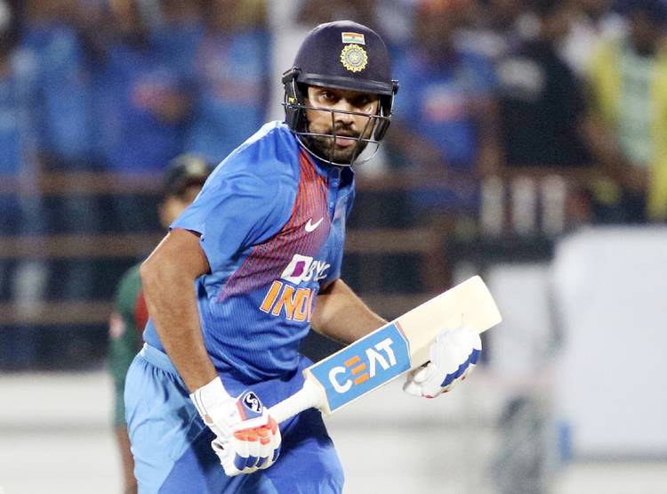 हिटमैन ने बनाया संन्यास का मन! वॉर्नर को बताया कब छोड़ेंगे क्रिकेट