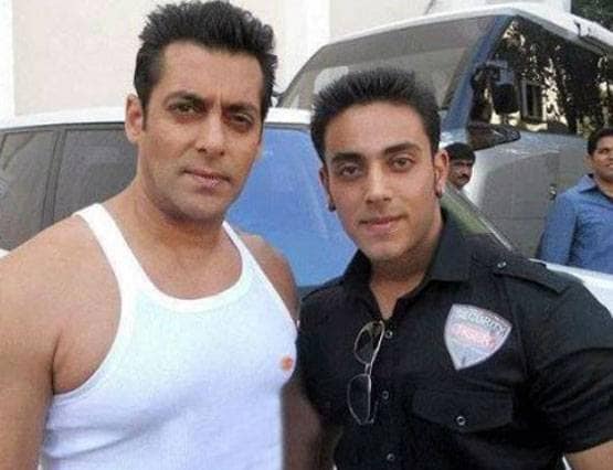 तुर्की के शो में कोहली जैसा दिखने वाला एक्टर, ये हैं स्टार्स के हमशक्ल