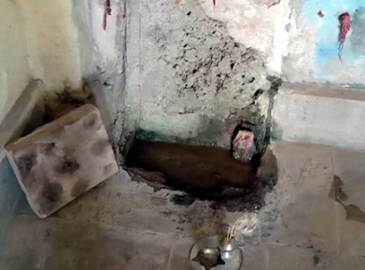 यहां शिव मंदिर से पार्वती की मूर्ति चुराते हैं कुंवारे, अनूठी है वजह