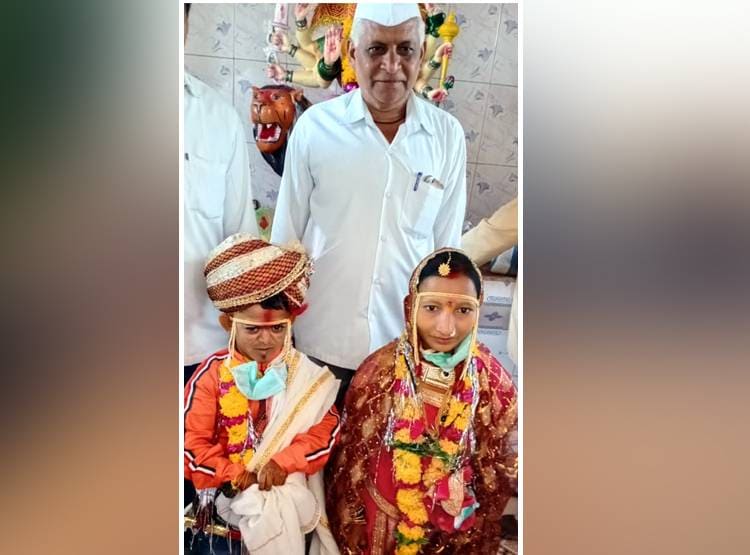 3 फीट का दूल्हा-4 फीट की दुल्हन, लॉकडाउन में हुई ये शादी चर्चा में